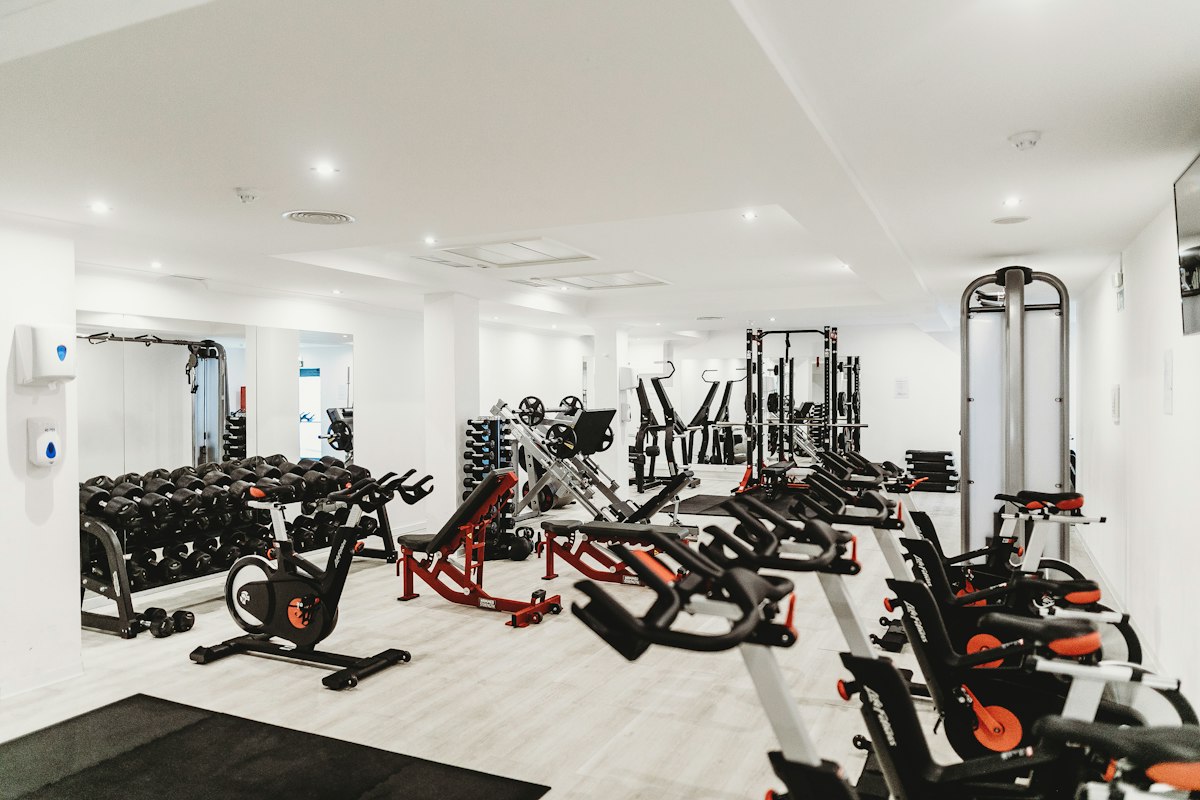 TITAN GYM antrenman salonu